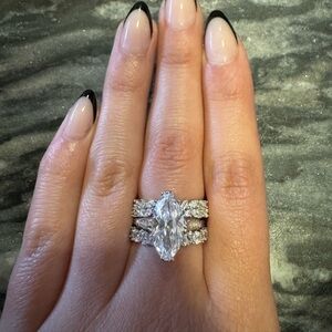 Everly Ring Wedding Set